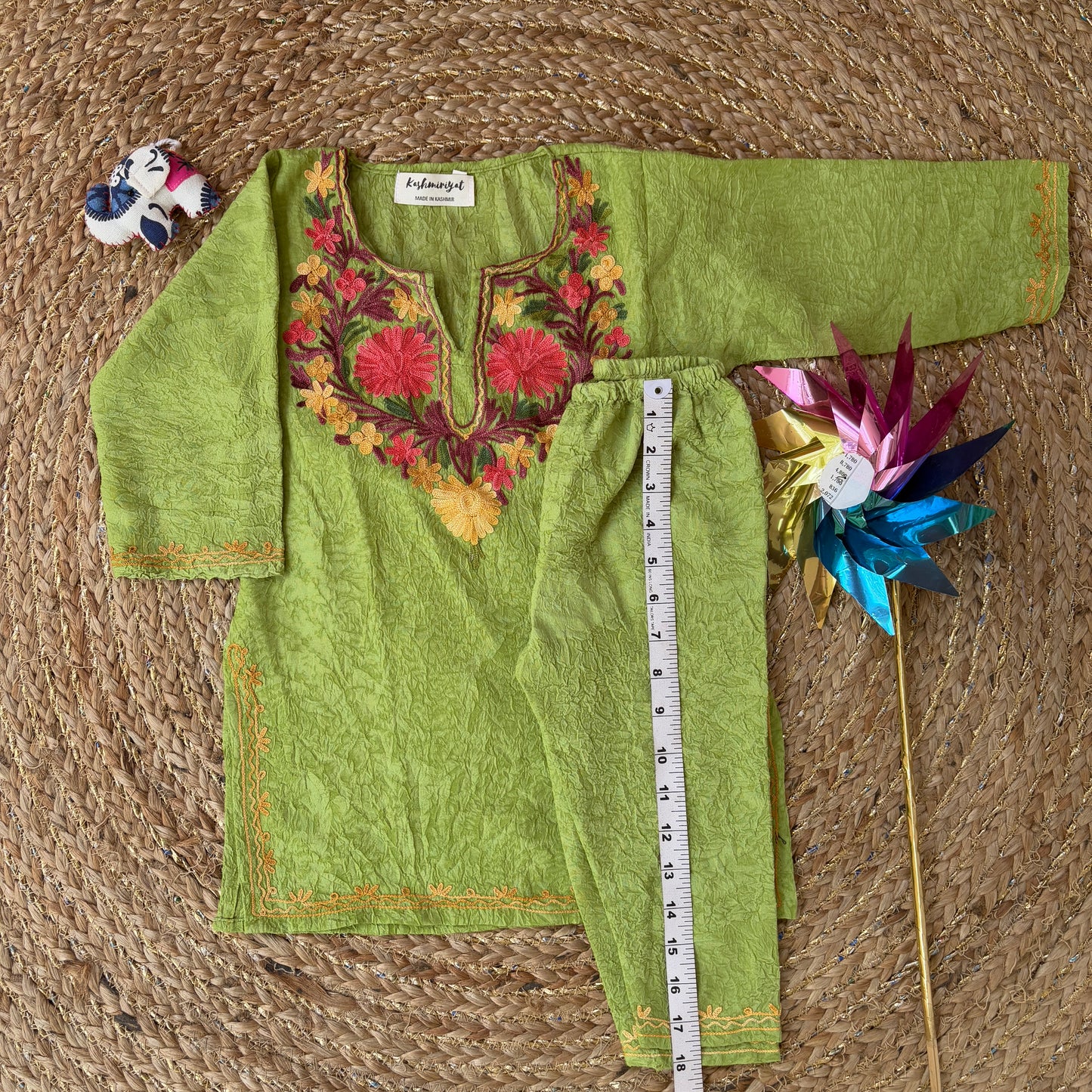 Green Kashmiri Kids Kurti Set (2-3y)