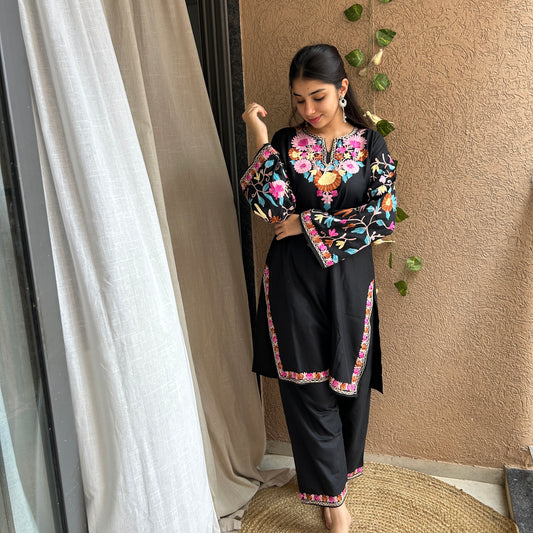Black Mughal Kashmiri Kurti Set