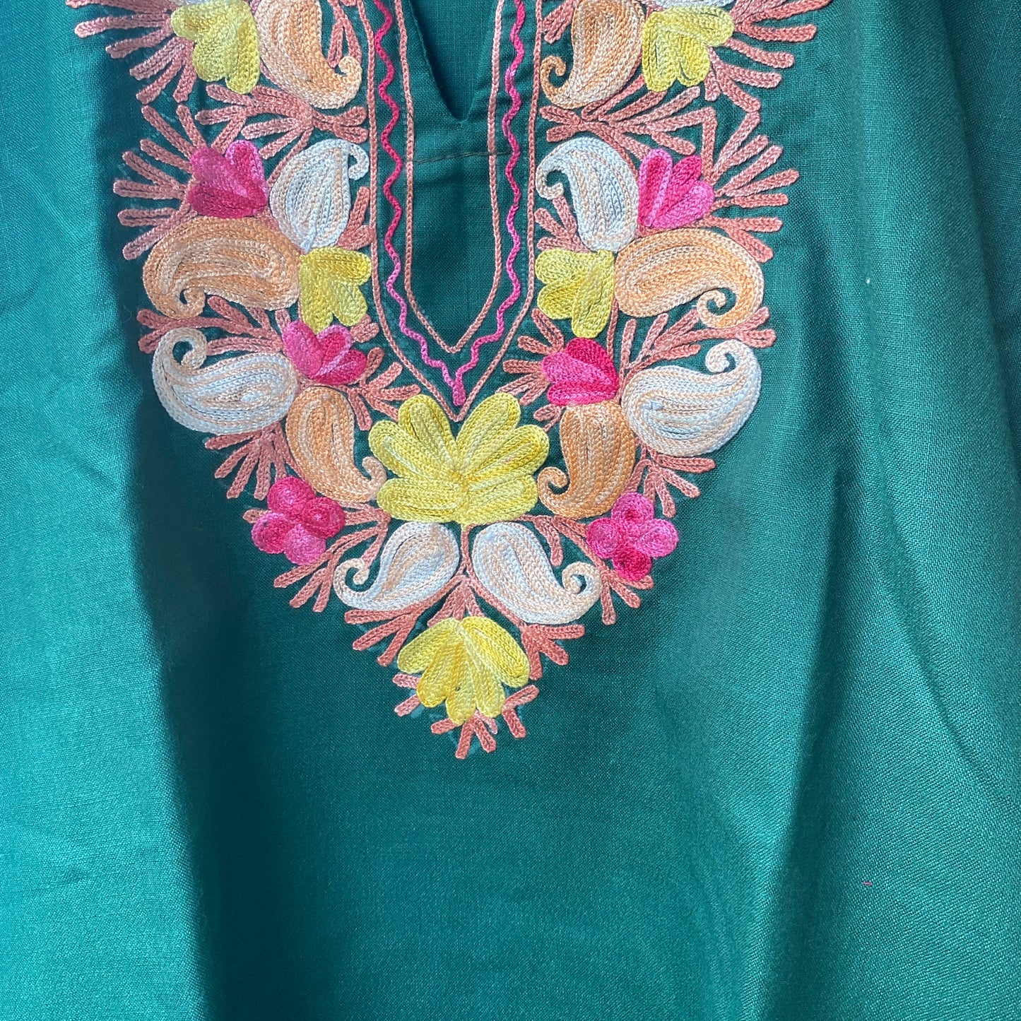 Green and Pink Short Kashmiri Kurti (Size 40)