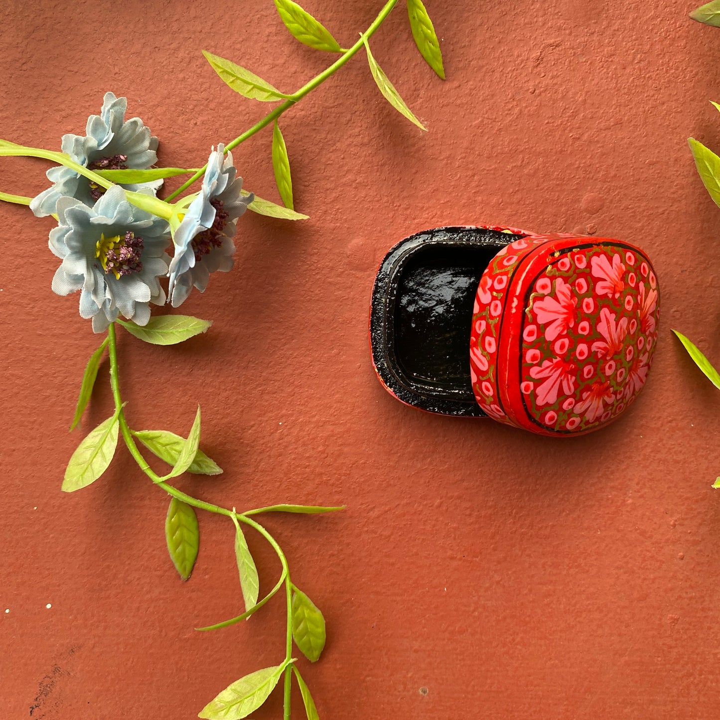 Mini Papier Mache Box (Pink)