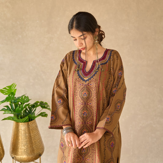 Brown Mughal Kashmiri Pheran