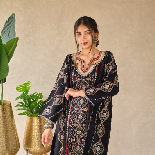 Black Mughal Kashmiri Pheran