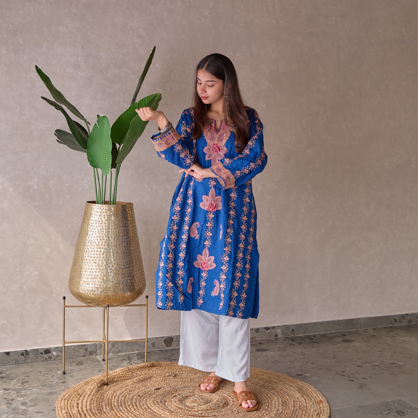 Blue Mughal Kashmiri Pheran