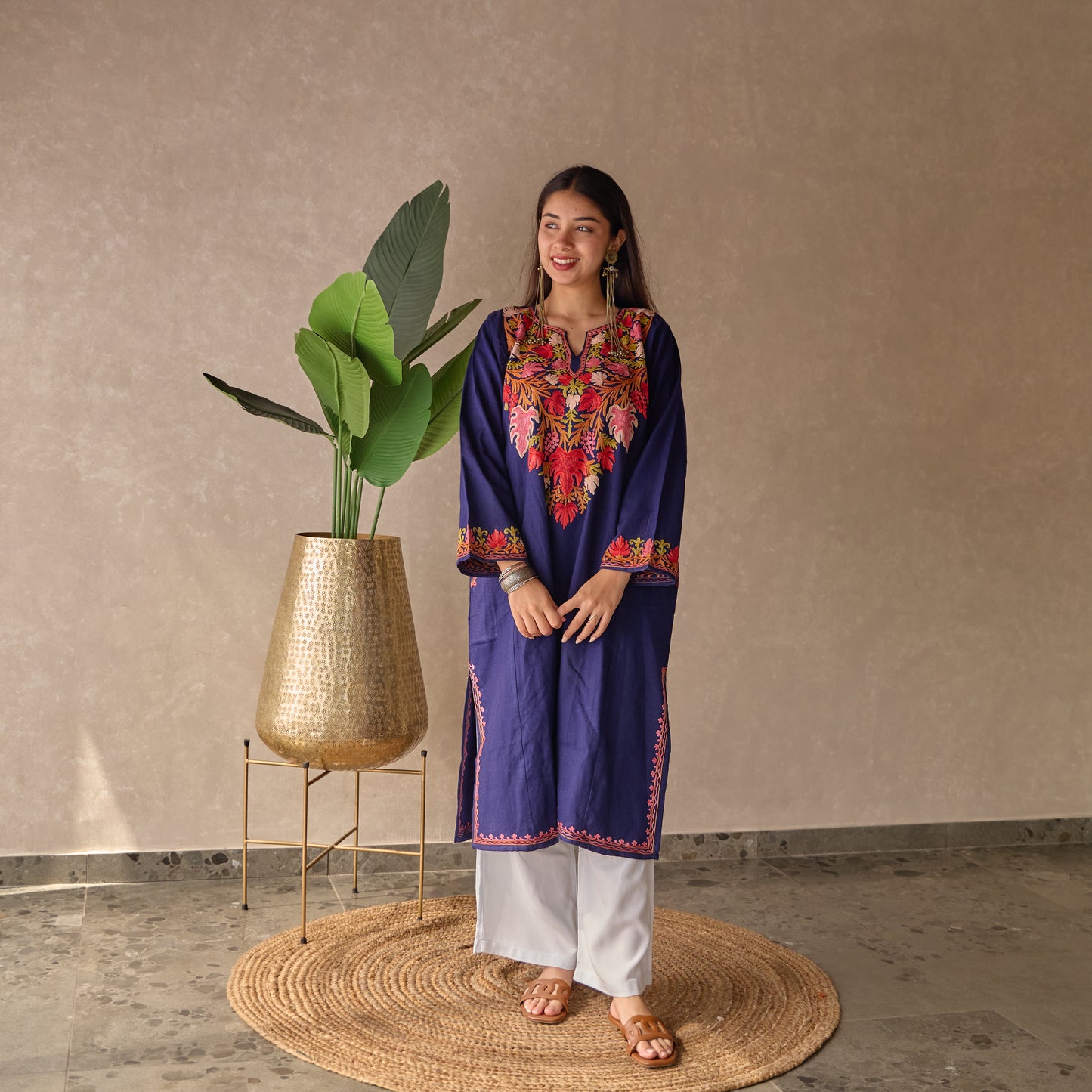 Blue Floral Kashmiri Pheran