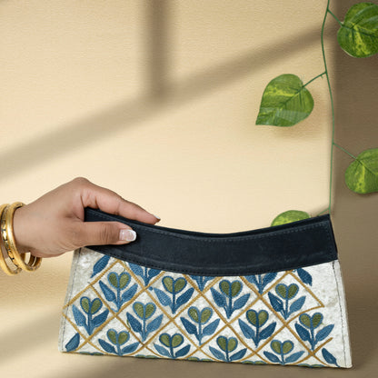 Beidge Kashmiri Velvet Clutch